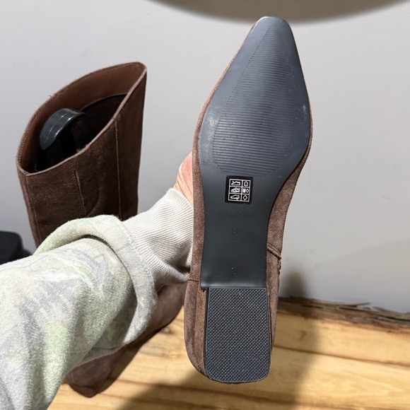 *NEW* Jason Wu Pointy Toe Genuine Leather Brown Suede Talk Boots SZ 6.5 A29 - Picture 9 of 10